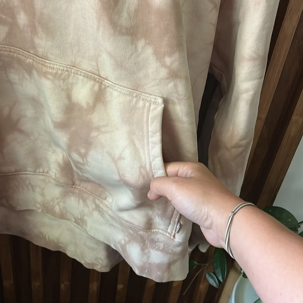 TnA tie Dyed Hoodie. Size 2 Oversized Tan - Picture 7 of 14